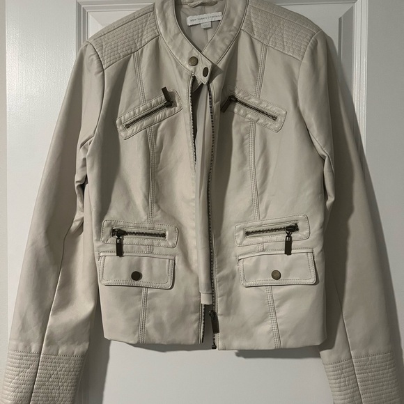 Soft Biker Cream Jacey by NYCo - Picture 3 of 11